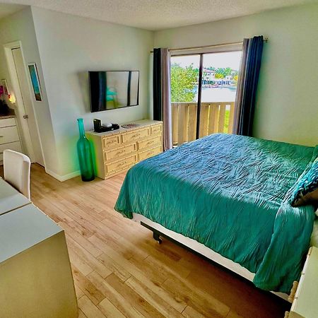 Luxury Waterfront Views - Heated Pool - 1400Sf Duplex - Minutes To The Beach Siesta Key Exterior photo