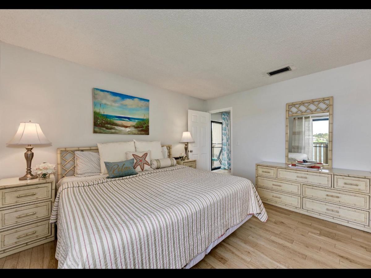 Luxury Waterfront Views - Heated Pool - 1400Sf Duplex - Minutes To The Beach Siesta Key Exterior photo