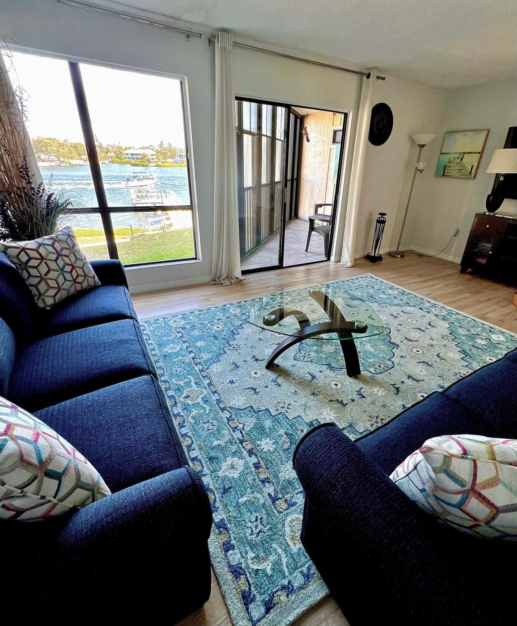 Luxury Waterfront Views - Heated Pool - 1400Sf Duplex - Minutes To The Beach Siesta Key Exterior photo